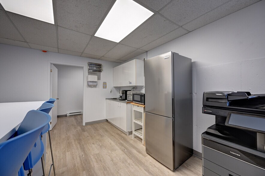 More Photos Of 3055 Rue Tebbutt, Trois-Rivières Industrial For Lease