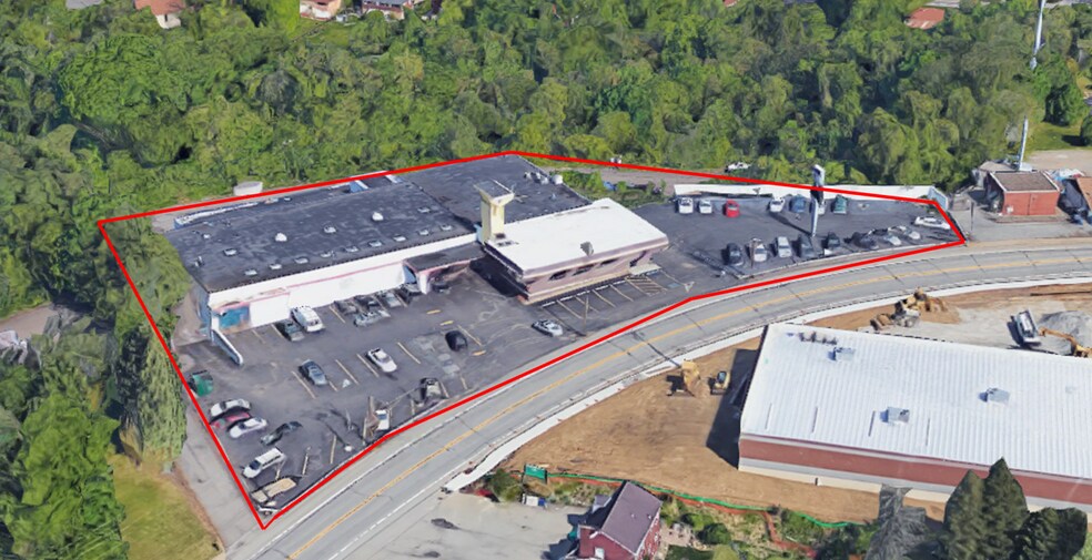 More Photos Of 12827 Frankstown Rd, Pittsburgh Auto Dealership For Lease