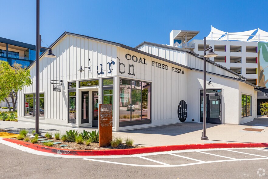 More Photos Of El Camino Real @ Del Mar Heights Road @ Del Mar Heights Road, San Diego Unknown For Lease