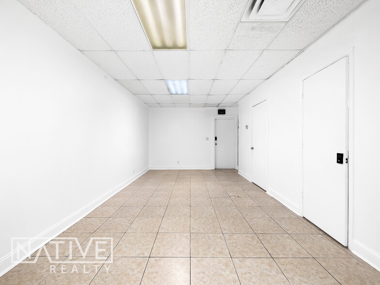 More Photos Of , Oakland Park General Retail For Sale