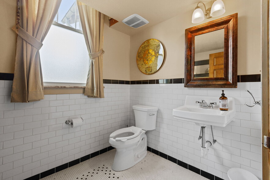 More Photos Of 2802 Conway Wallrose Rd, Baden Lodge Meeting Hall For Sale