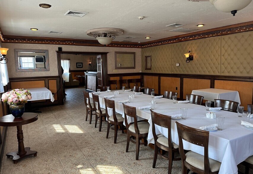 More Photos Of 812 Ulster Ave, Kingston Freestanding For Sale