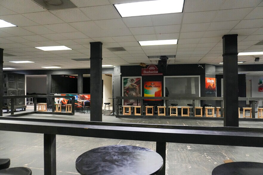 More Photos Of 4243 S Port Ave, Corpus Christi Freestanding For Lease