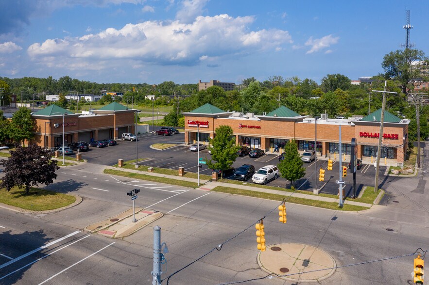 More Photos Of 500 Mount Elliott St, Detroit Freestanding For Lease