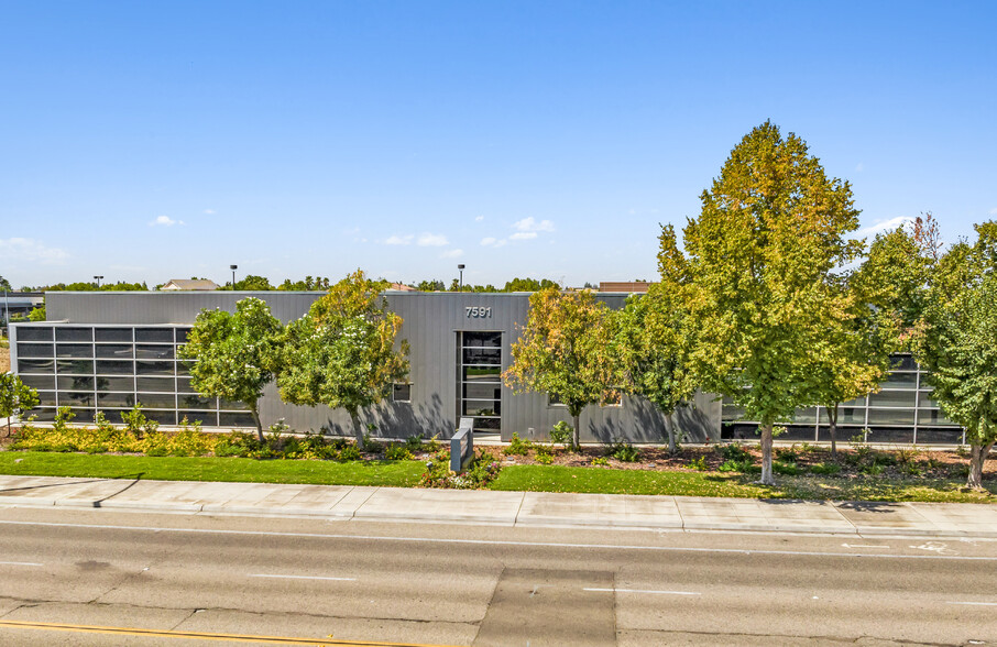 Primary Photo Of 7591 N Ingram, Fresno Office For Lease