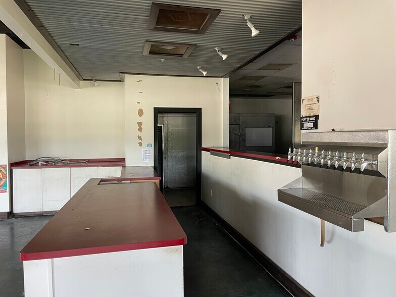 More Photos Of 4875 Highway 6 S, Missouri City Unknown For Lease