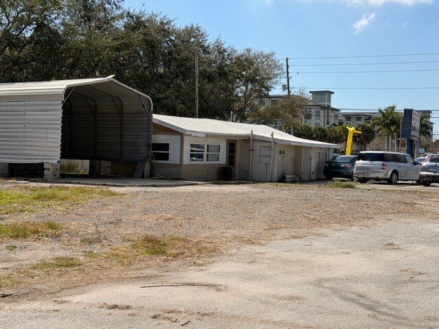 More Photos Of , Largo Unknown For Sale