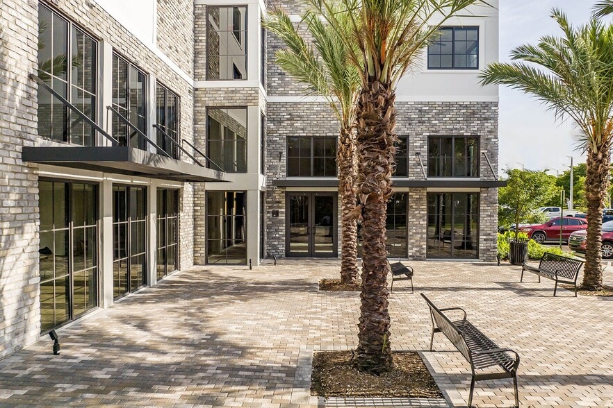 More Photos Of 1711 N University Dr, Plantation Coworking Space