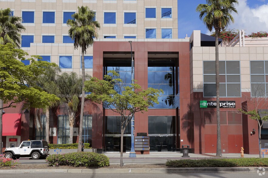 More Photos Of 111 W Ocean Blvd, Long Beach Office For Lease