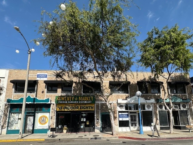 Primary Photo Of 7201-7213 Santa Monica Blvd, West Hollywood Storefront Retail Office For Lease