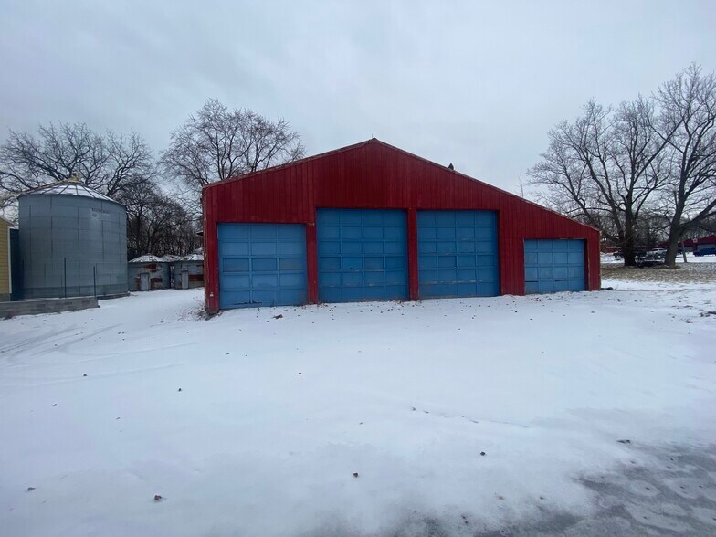 More Photos Of 115 N Exchange St, Geneva Storefront For Sale