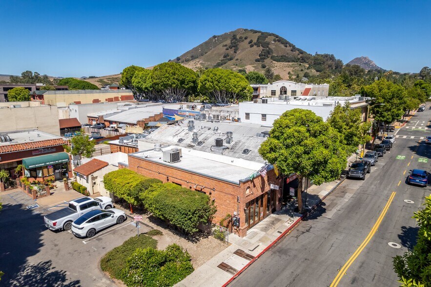More Photos Of 1131 Broad St, San Luis Obispo Restaurant For Sale