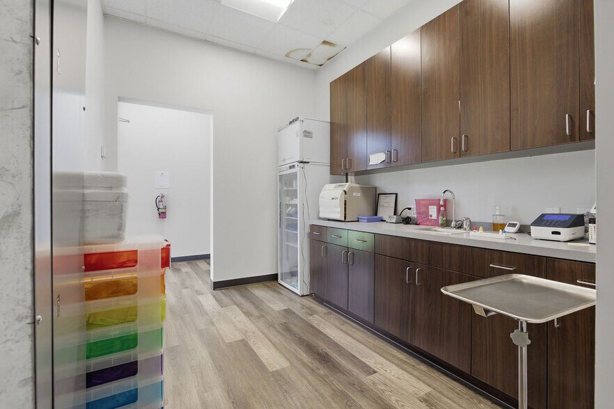 More Photos Of 13000 Josey Ln, Farmers Branch Rehabilitation Center For Lease