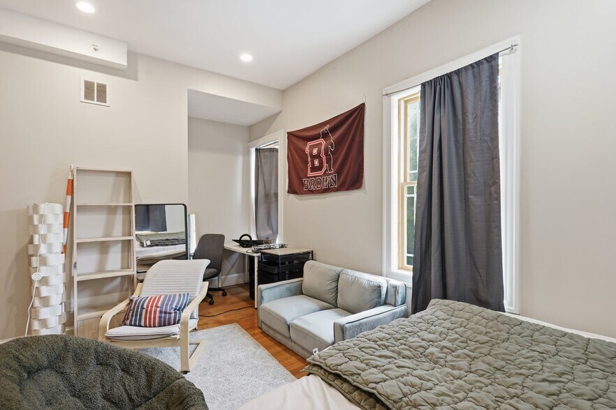More Photos Of 299 Governor St, Providence Multifamily For Sale