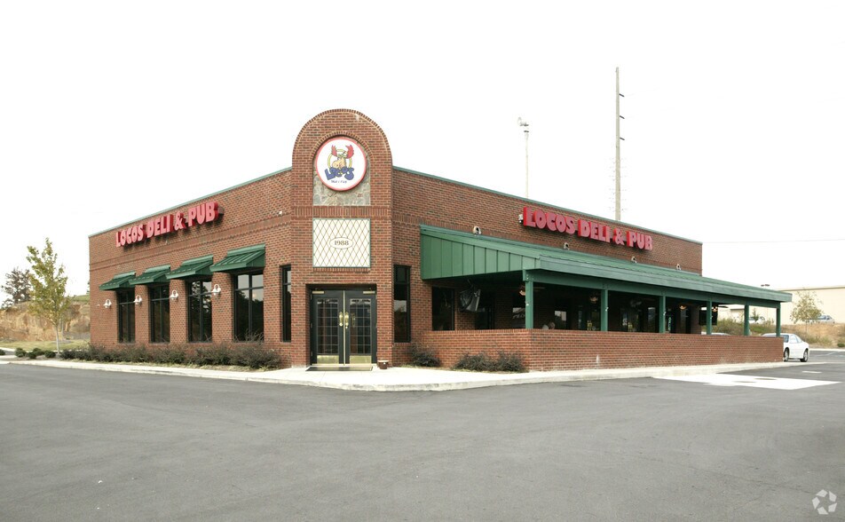 More Photos Of 230 State Farm Pky, Birmingham Restaurant For Lease