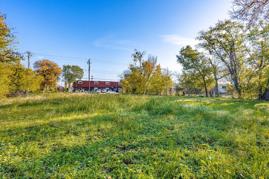 More Photos Of 1627 Fitzhugh, Dallas Land For Sale