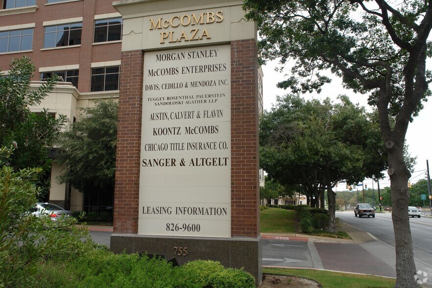 More Photos Of 755 E Mulberry Ave, San Antonio Office For Lease