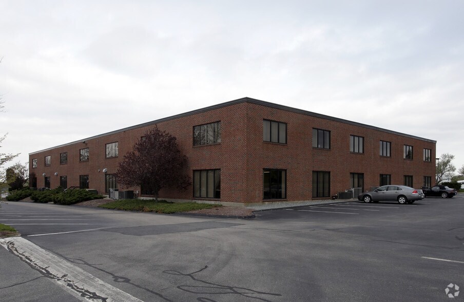 More Photos Of 76 Hammarlund Way, Middletown Office For Lease