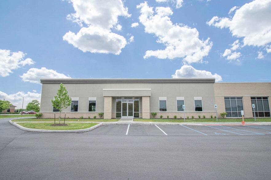 More Photos Of 3743 Landmark Dr, Lafayette Medical For Lease