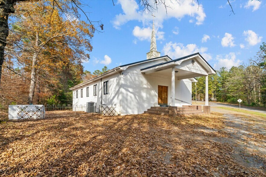 More Photos Of 123 Bethel Church Rd NE, Dalton Religious Facility For Sale