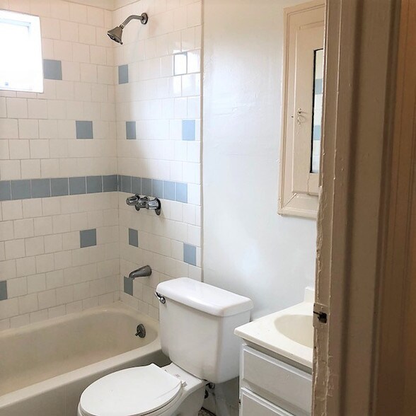 More Photos Of 1001 Hyperion Ave, Los Angeles Apartments For Sale