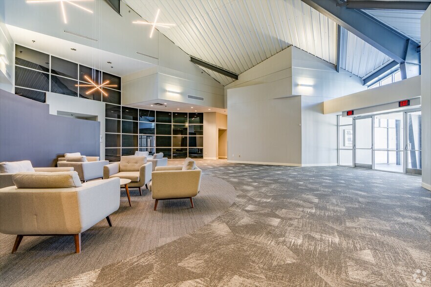 More Photos Of 3839 Forest Hill Irene Rd, Memphis Office For Lease