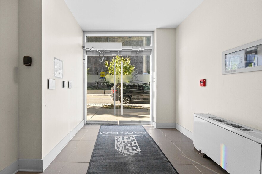 More Photos Of 88-94 Elm St, Rochester Office Residential For Lease