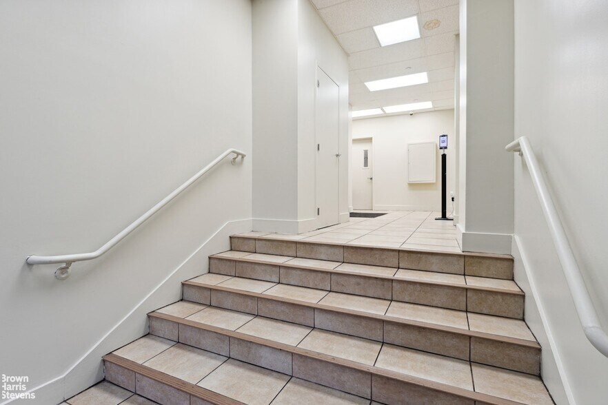 More Photos Of 123-125 W 110th St, New York Apartments For Sale