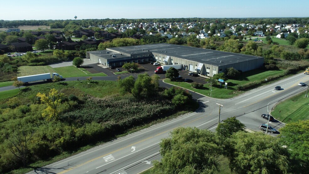 More Photos Of 1700 Kiefer Dr, Zion Manufacturing For Lease