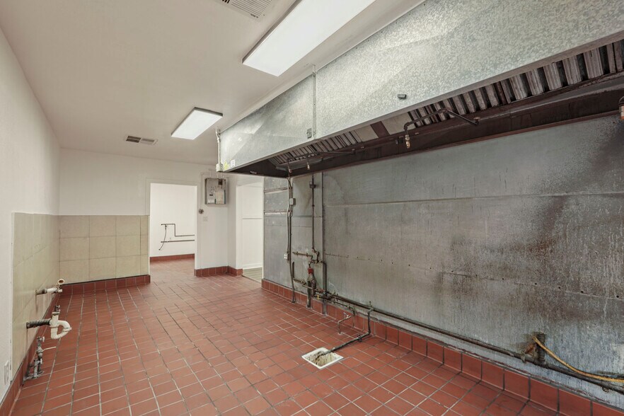 More Photos Of 1765 Monte Diablo Ave, Stockton Storefront Retail Residential For Sale
