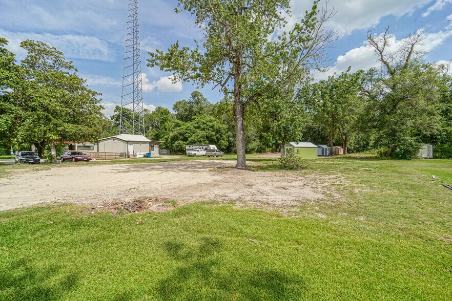Primary Photo Of 26242 FM 2090 Rd, Splendora Land For Sale