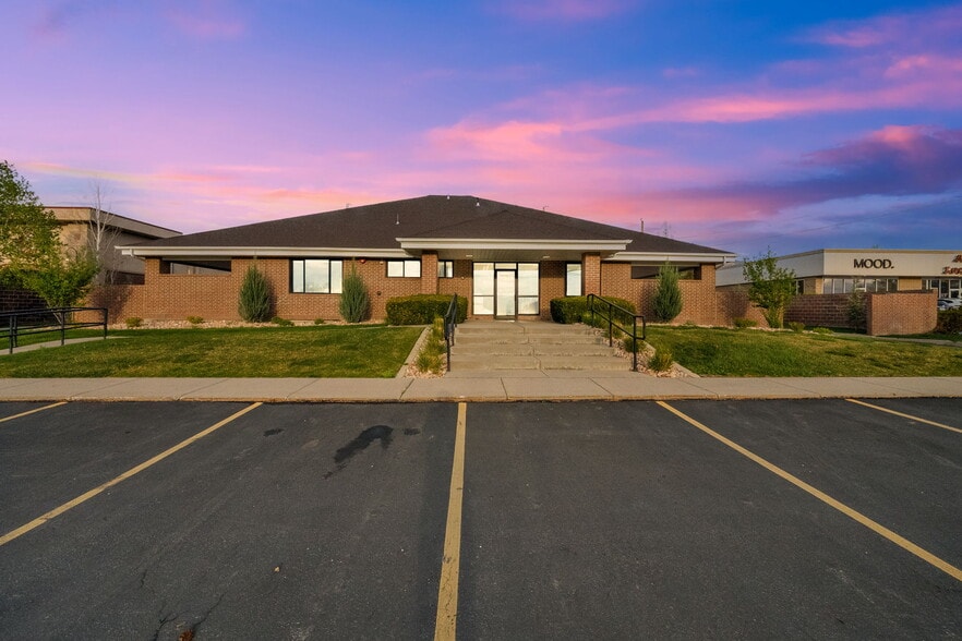 Primary Photo Of 10885 S State St, Sandy Medical For Sale