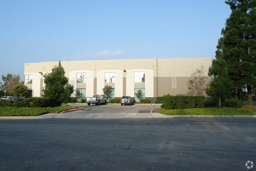 More Photos Of 431 Calle San Pablo, Camarillo Warehouse For Lease