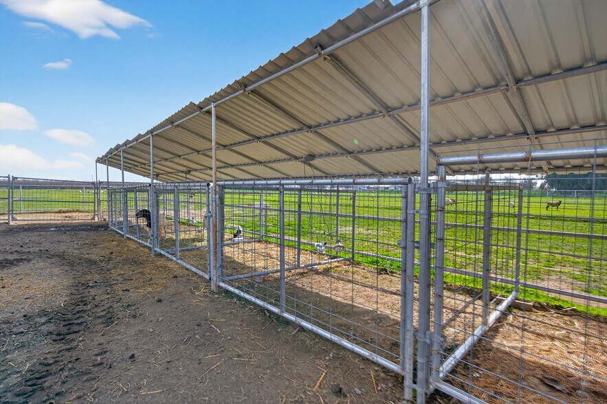 More Photos Of 6873 20th Ave, Lemoore Land For Sale