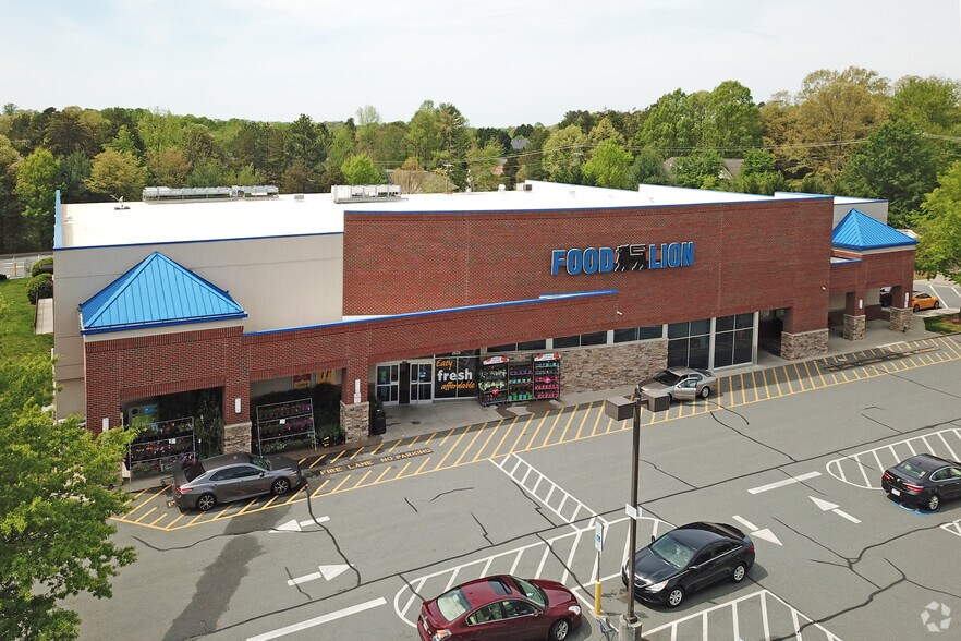 More Photos Of 2504-2510 Somerset Center Dr, Winston-Salem Unknown For Lease