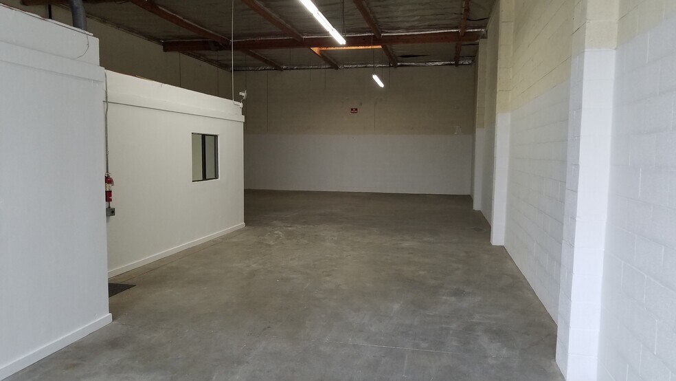 More Photos Of 11626-11632 Goldring Rd, Arcadia Warehouse For Lease