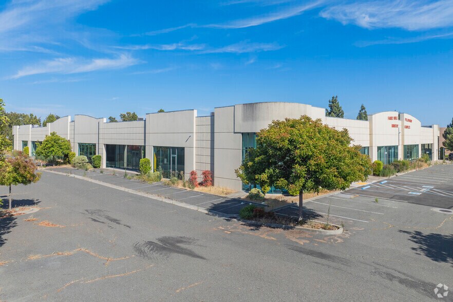 More Photos Of 37620 Filbert St, Newark Warehouse For Sale