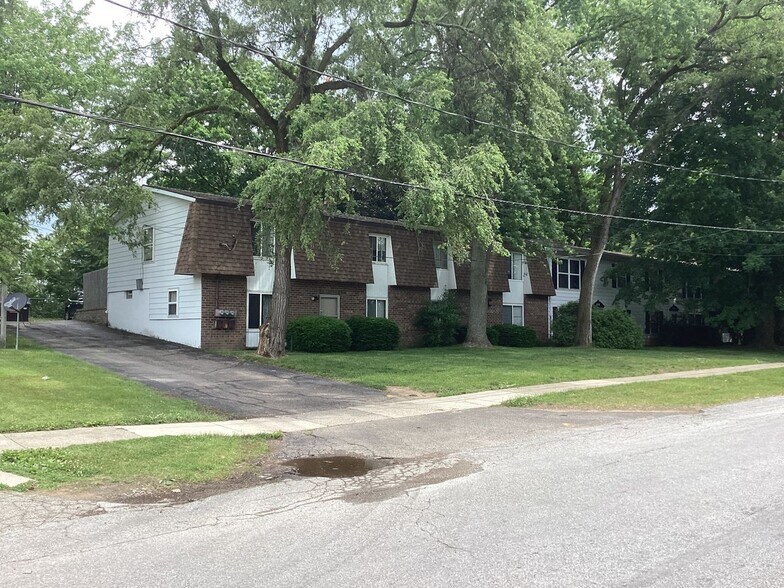 More Photos Of 5924 Christie Ave SE, Grand Rapids Apartments For Sale