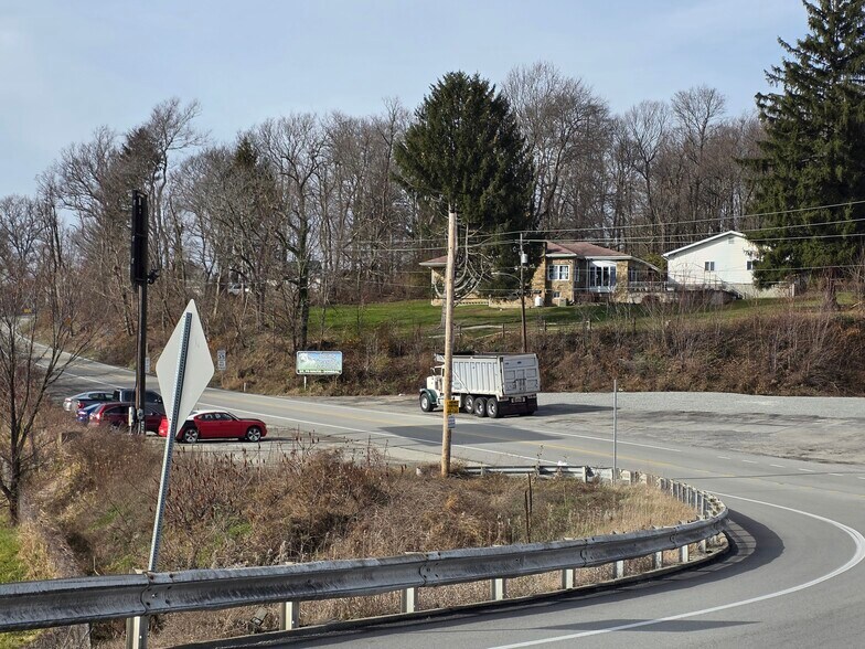 More Photos Of 108 Main St, Donegal Land For Sale