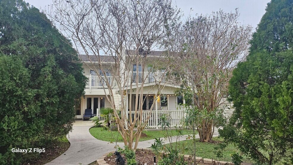 More Photos Of 4309 Young St, Pasadena General Retail For Sale