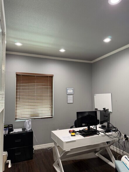 More Photos Of 14603 Huebner Rd, San Antonio Medical For Lease