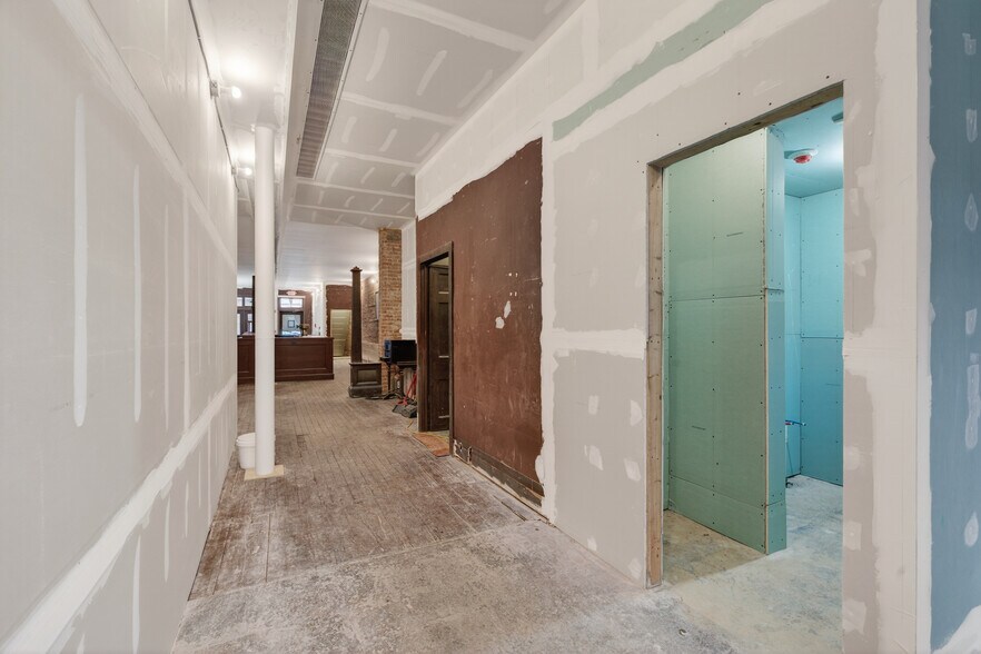 More Photos Of 316 Wall St, Kingston Storefront Retail Residential For Lease