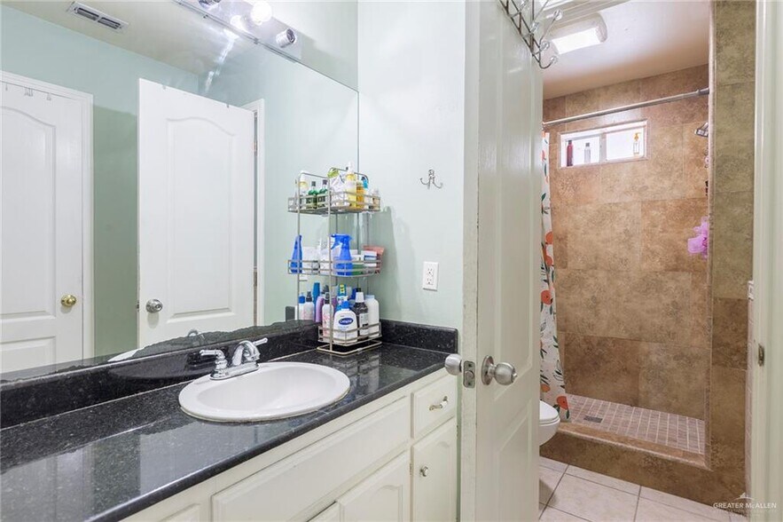 More Photos Of 1502 Diamond Ave, Penitas Apartments For Sale