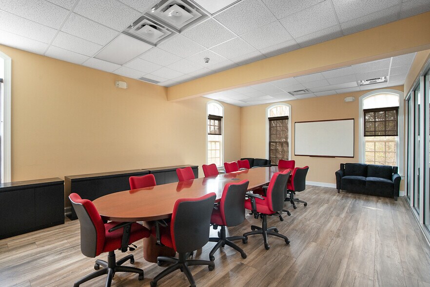 More Photos Of 1040 Founders Blvd, Athens Office For Lease