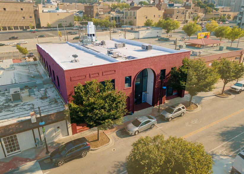 Primary Photo Of 314 E 3rd St, Tulsa Office For Lease