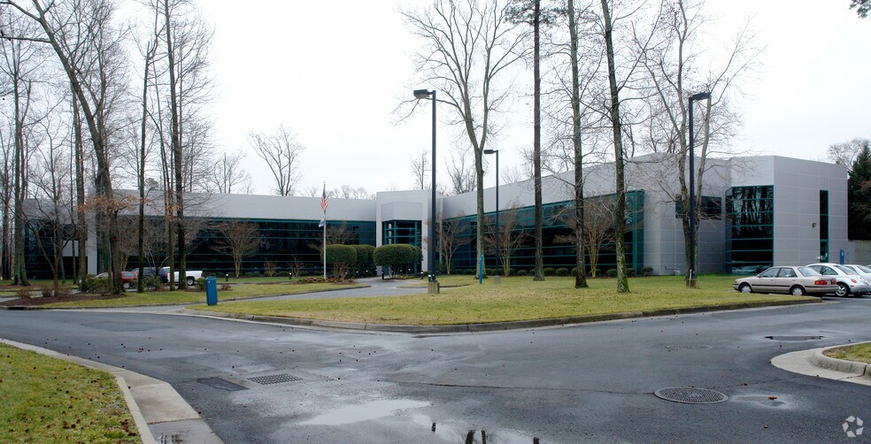 More Photos Of 514 Butler Farm Rd, Hampton Office For Lease
