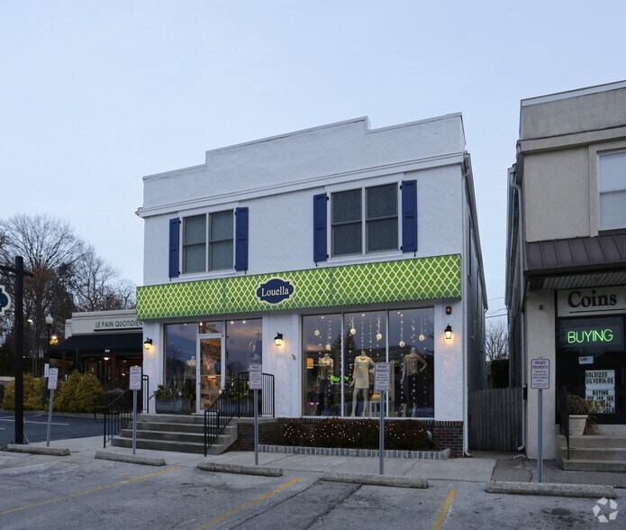 Primary Photo Of 227-229 E Lancaster Ave, Wayne Storefront Retail Residential For Lease