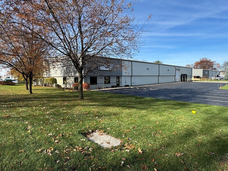 Primary Photo Of 3310 Middlebury St, Elkhart Manufacturing For Lease