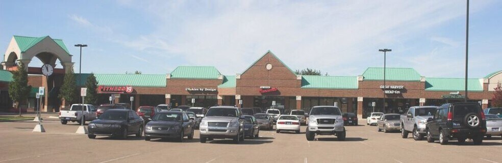 More Photos Of 48865-48935 Hayes Rd, Shelby Township Storefront For Lease