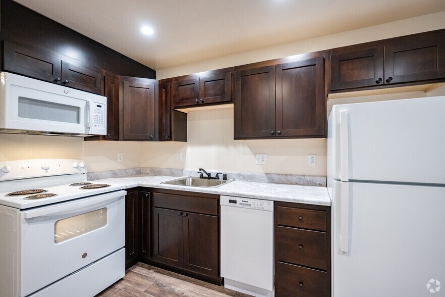 More Photos Of 2351 Westwood Ct, Arcata Apartments For Sale